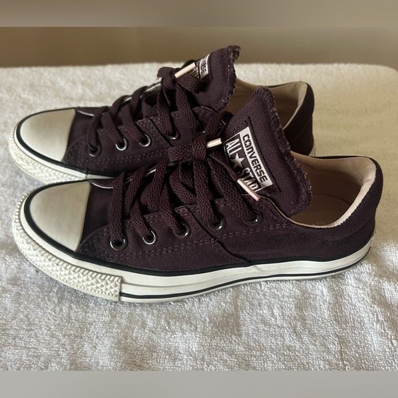 Converse All Start ! In great condition only wore couple times. - Picture 3 of 5